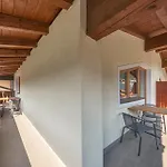 Alpina Apartment *