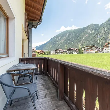 Alpina Apartment *
