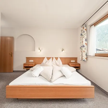 Alpina Apartment Mayrhofen